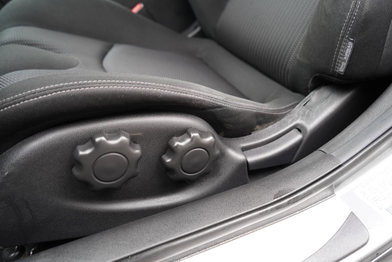 Used 2016 Nissan 370Z Coupe image 22