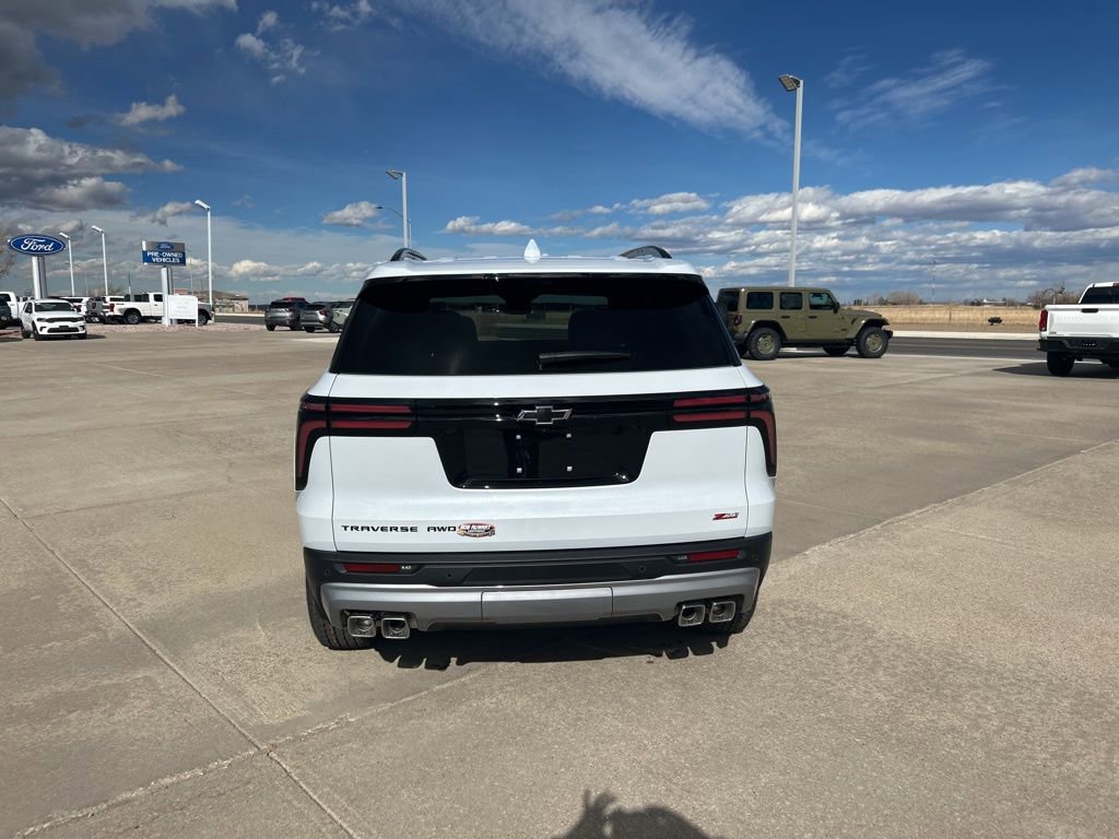 New 2026 Chevrolet Traverse Z71 w/ Enhanced Driving Package image 4