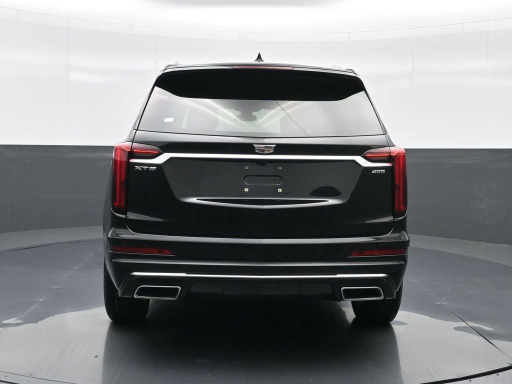 Used 2024 Cadillac XT6 Premium Luxury image 15