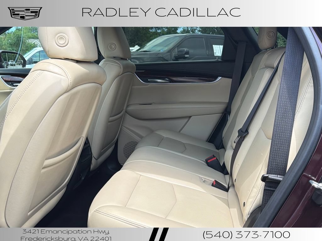Used 2017 Cadillac XT5 Luxury FWD image 13