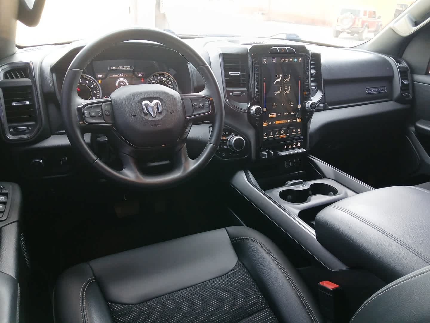 Used 2024 RAM 1500 Big Horn AWD/4WD image 20