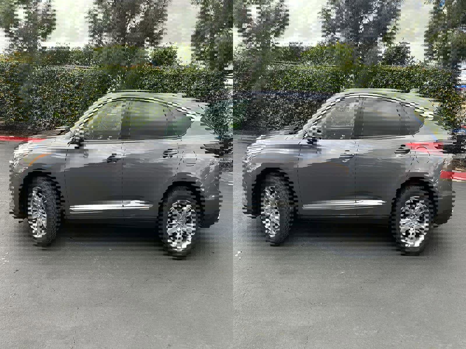 Used 2019 Acura RDX FWD w/ Advance Package image 3