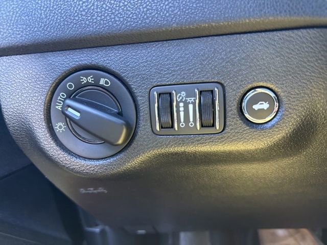 Used 2021 Dodge Charger SXT w/ Leather Interior Group image 41