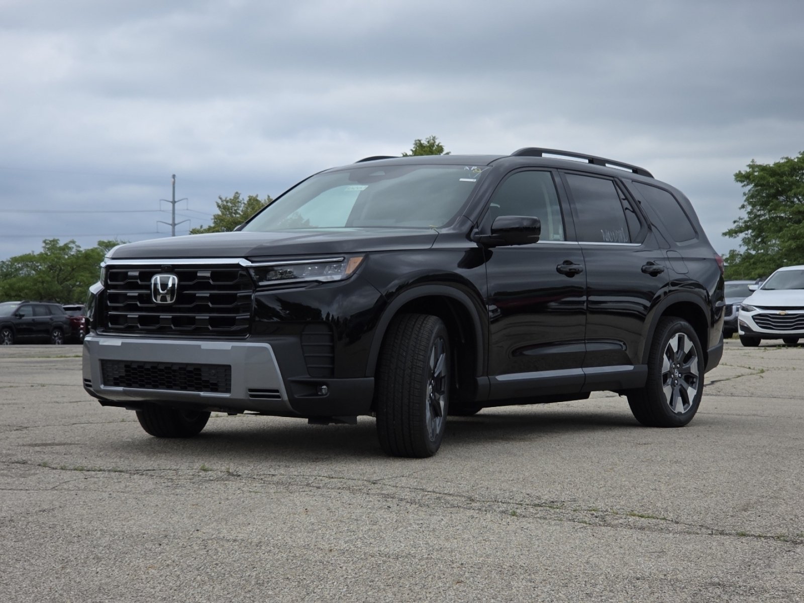 New 2026 Honda Pilot Touring image 18