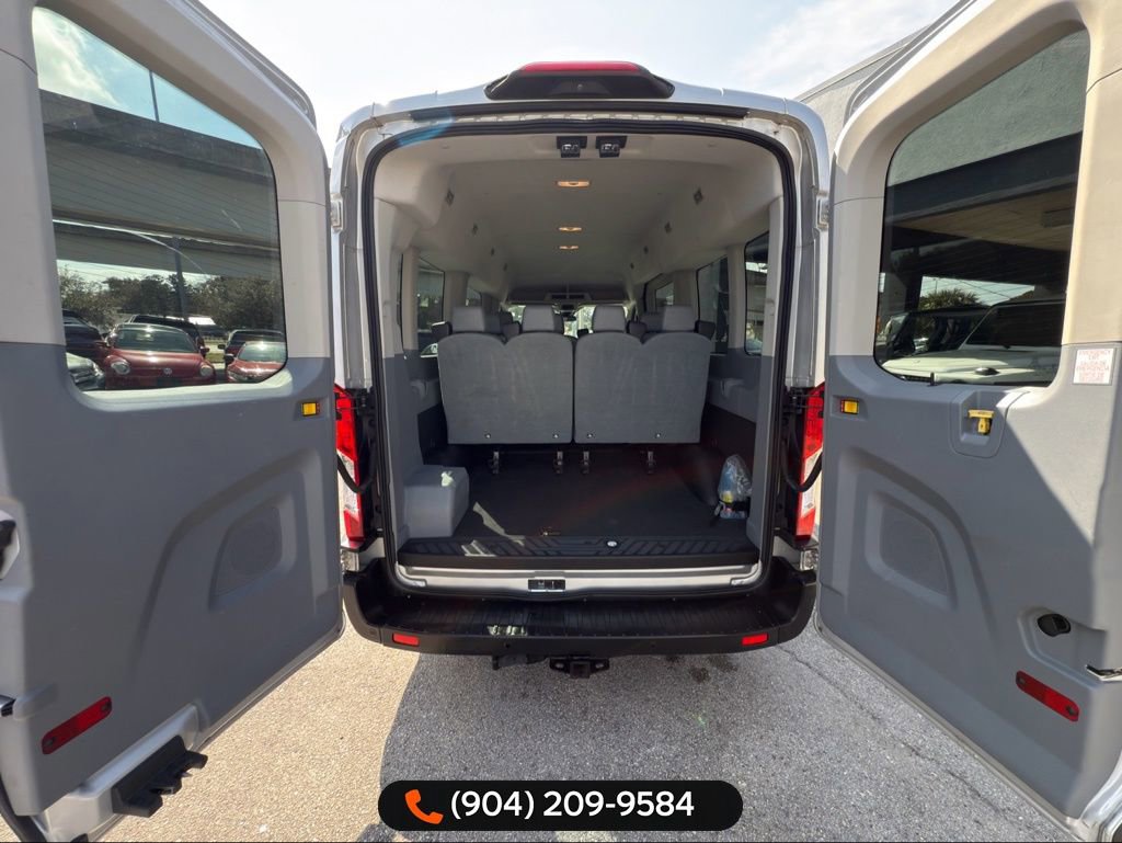 Used 2019 Ford Transit 350 XL image 22