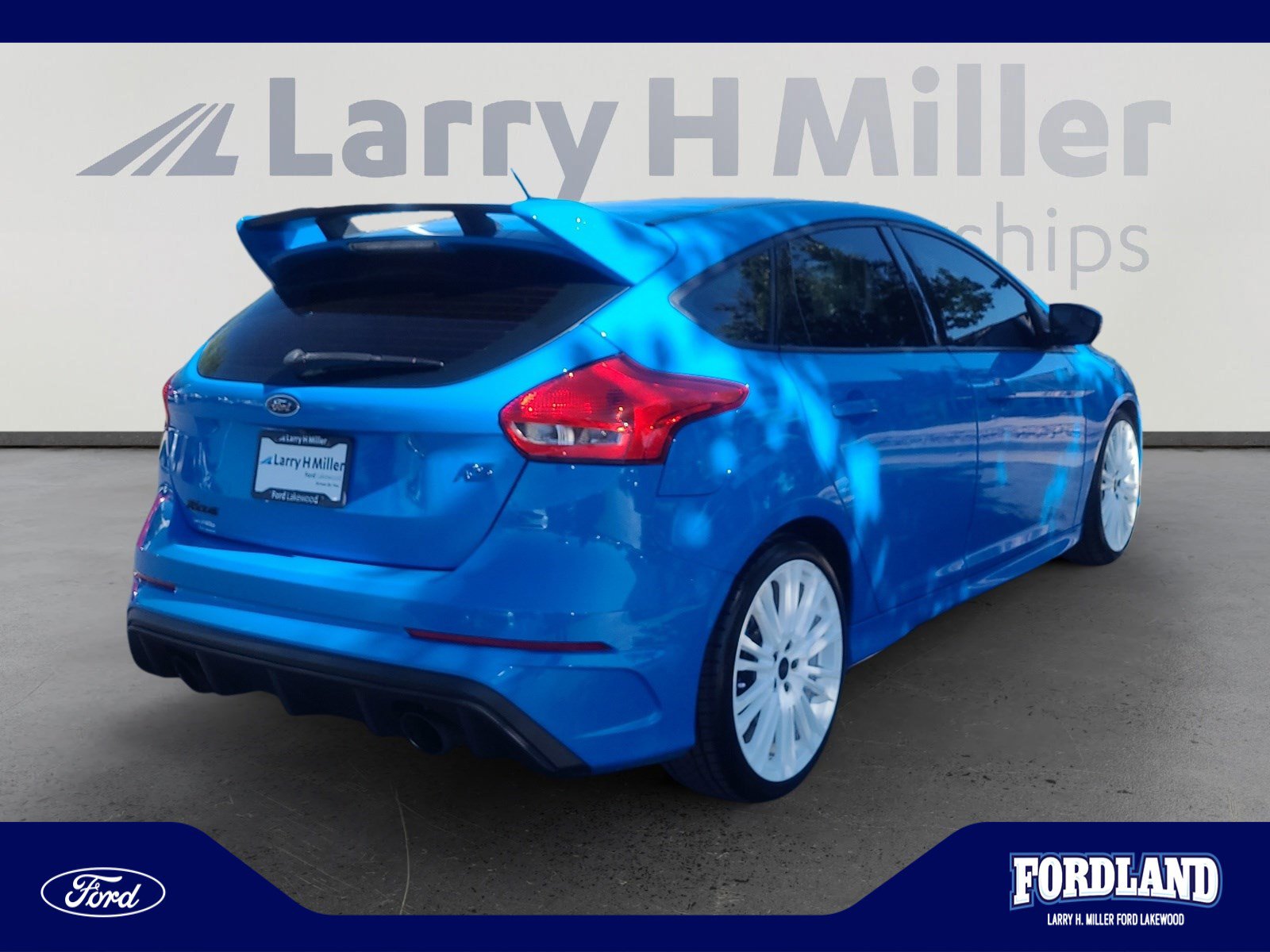 Used 2017 Ford Focus RS AWD/4WD image 5