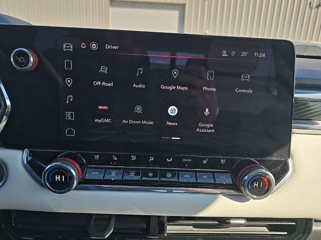 Used 2025 GMC Canyon AT4 w/ AT4X Package image 23