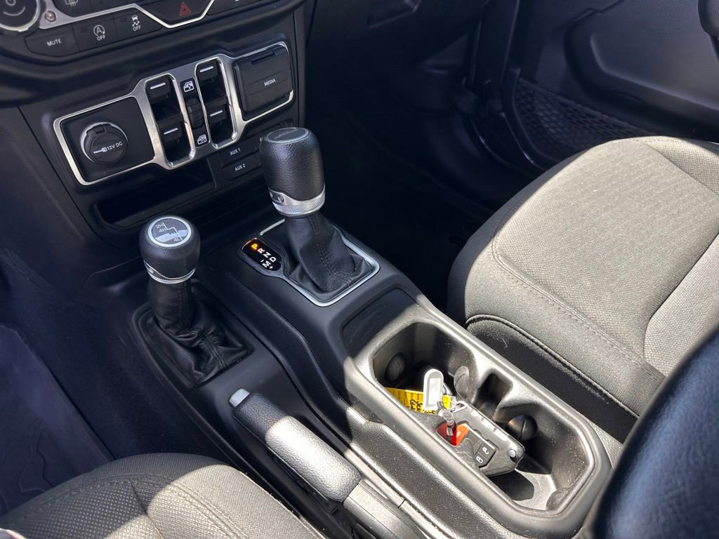 Used 2022 Jeep Gladiator Sport image 30