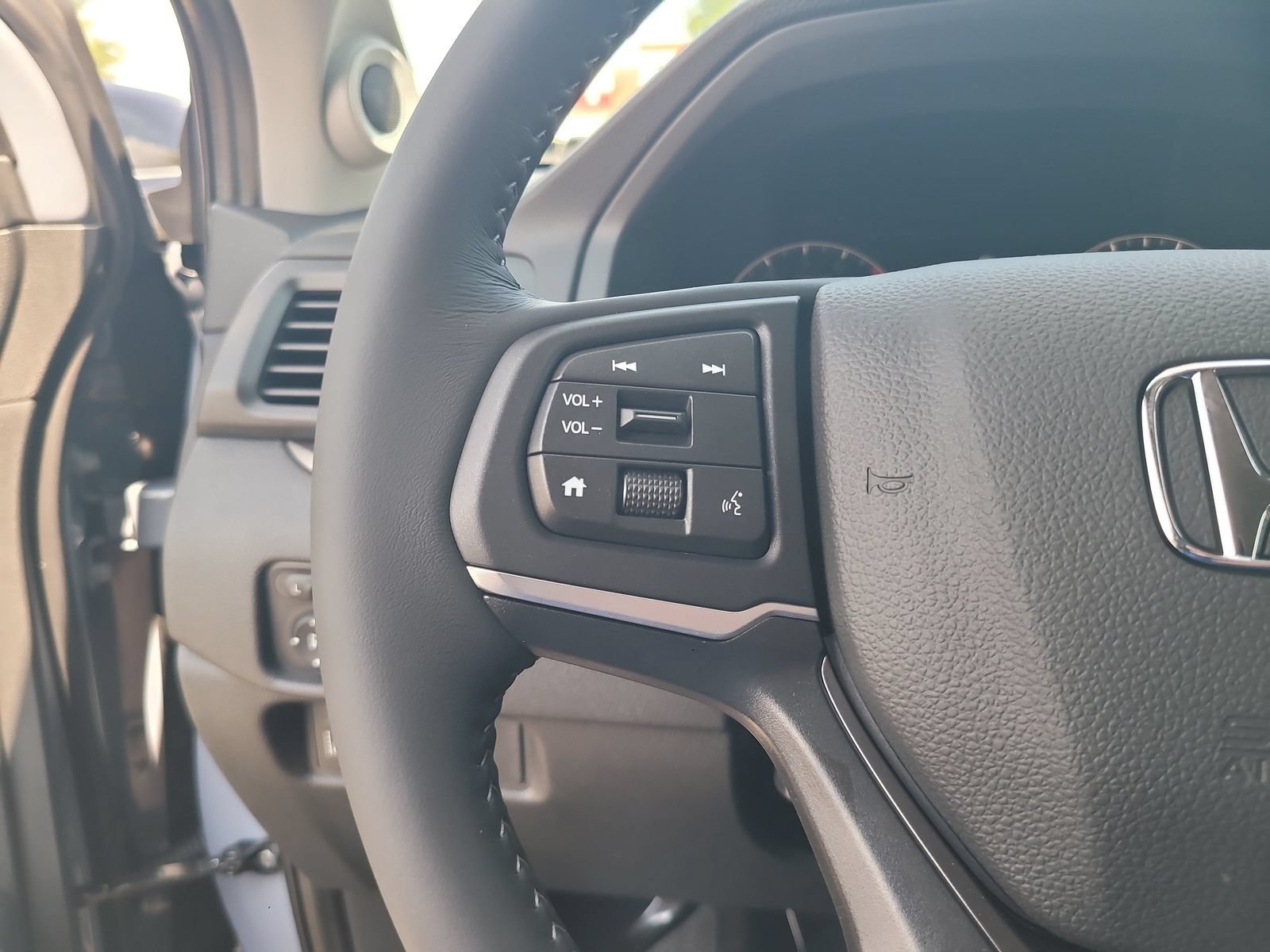 New 2026 Honda Ridgeline Sport image 13
