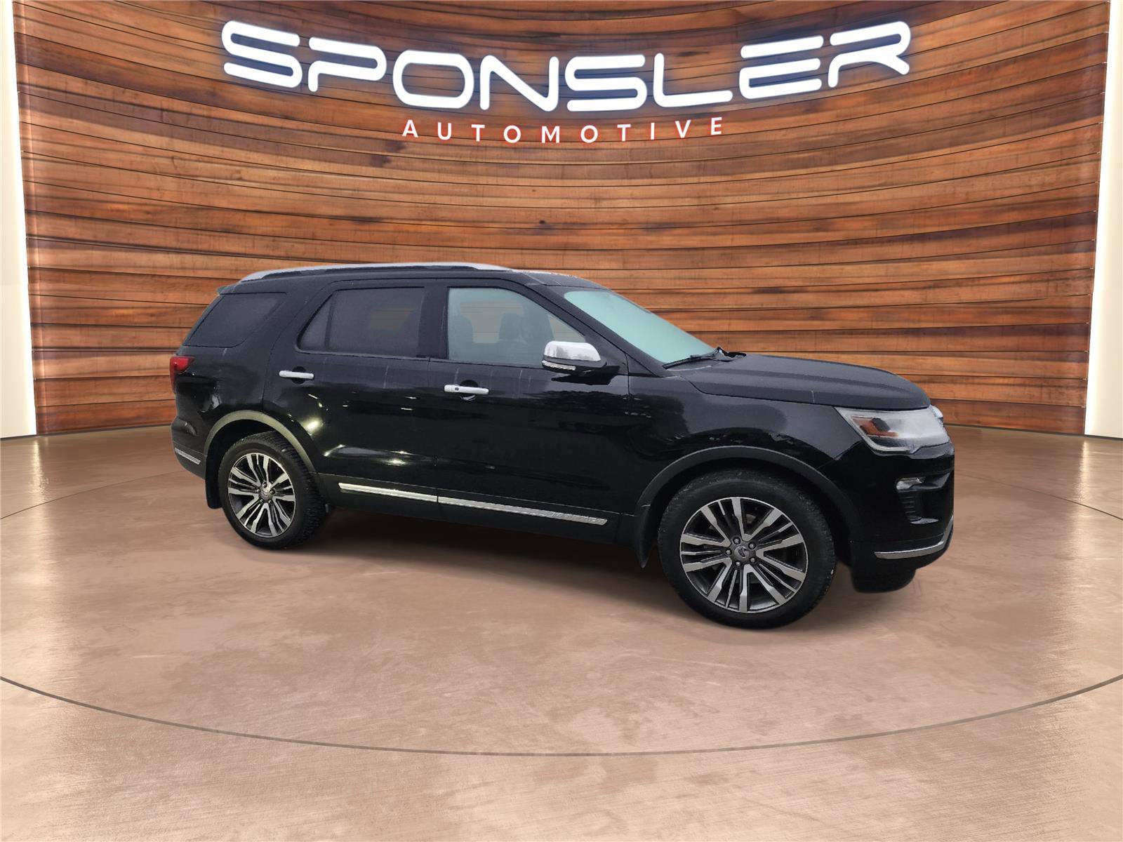 Used 2018 Ford Explorer Platinum image 5