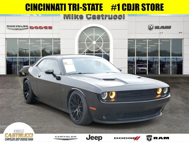 Used 2018 Dodge Challenger R/T w/ Blacktop Package video 1