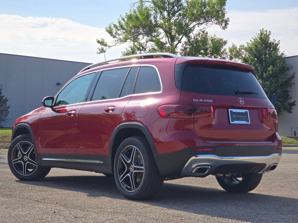 New 2026 Mercedes-Benz GLB 250 4MATIC image 14
