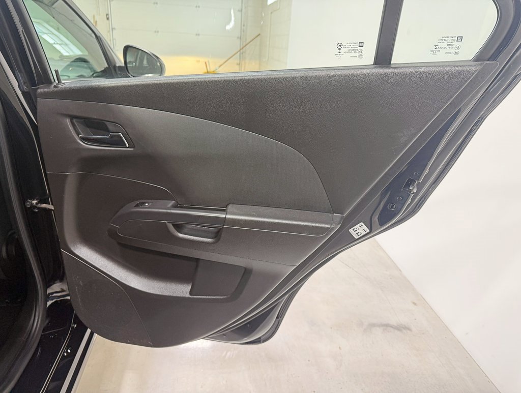 Used 2018 Chevrolet Sonic LT image 30