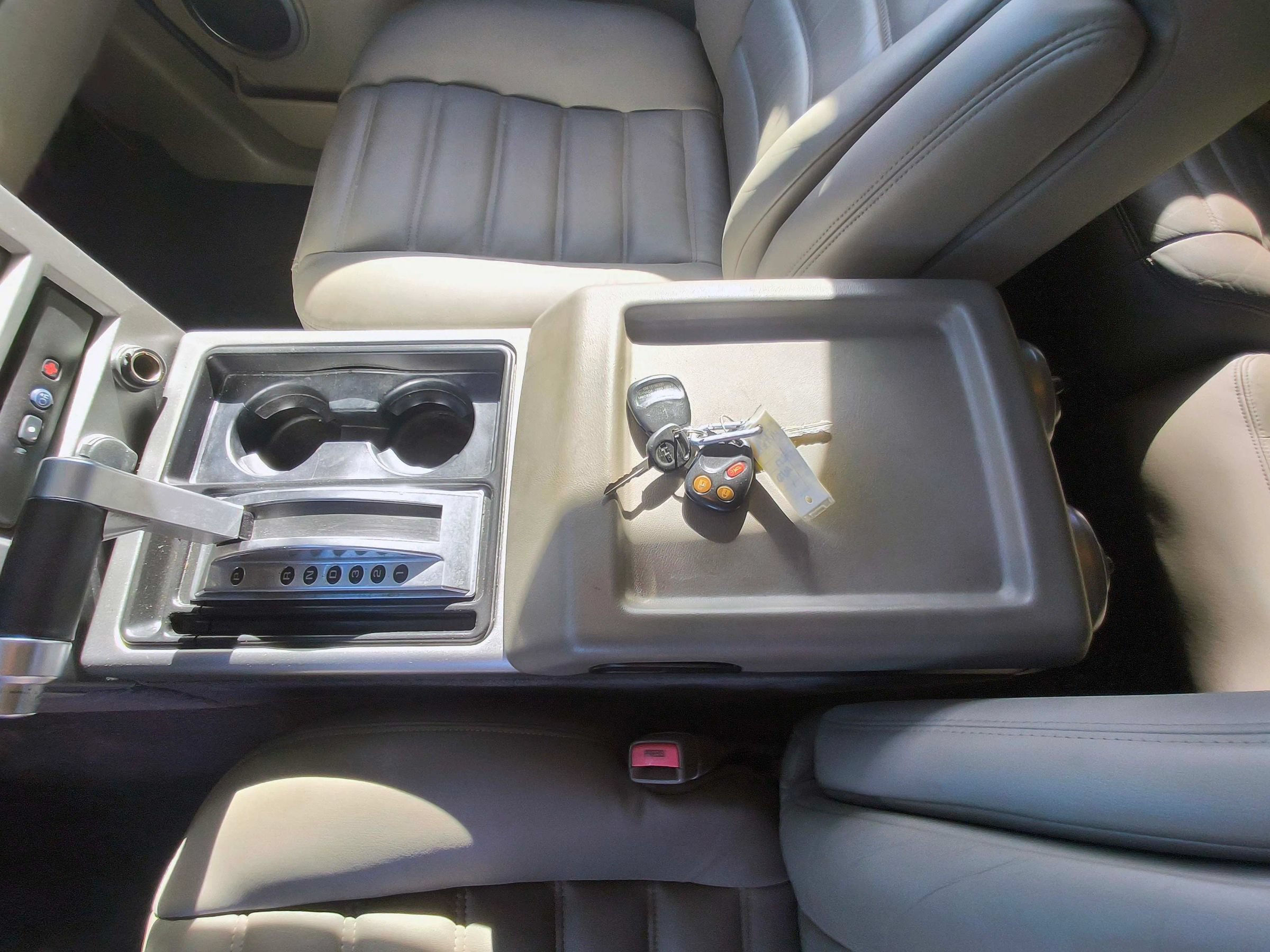 Used 2003 HUMMER H2 w/ Preferred Equipment Group AWD/4WD image 13