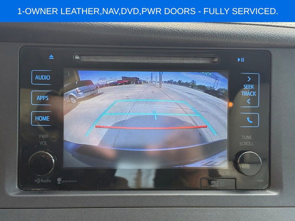 Used 2015 Toyota Sienna XLE Premium FWD image 41