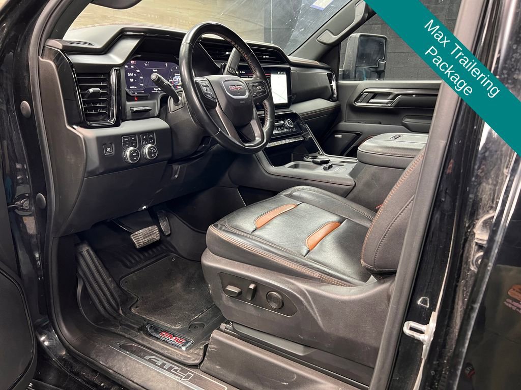 Used 2024 GMC Sierra 2500 AT4 w/ AT4 Premium Plus Package image 3