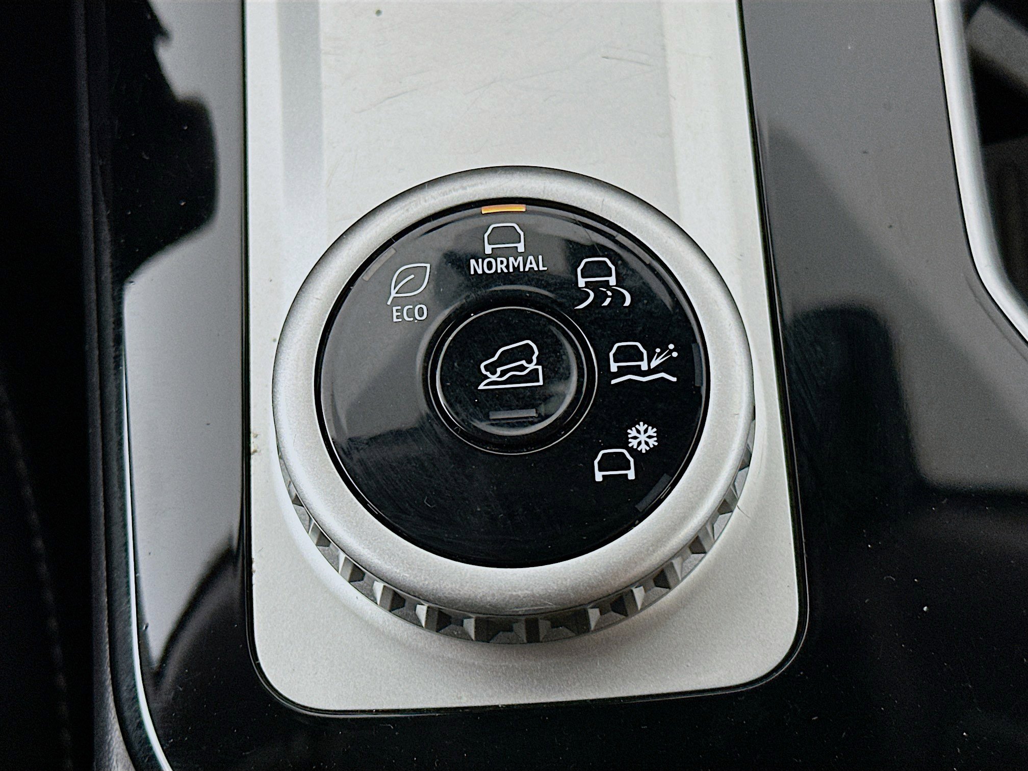 Used 2025 Mitsubishi Outlander SEL FWD image 26