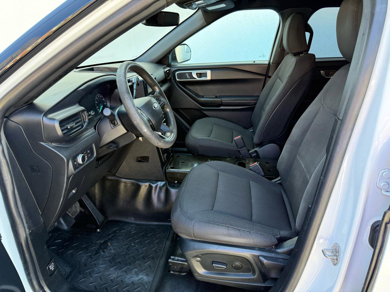 Used 2020 Ford Explorer 4WD Police Interceptor image 28