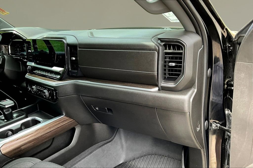 Used 2023 Chevrolet Silverado 1500 RST AWD/4WD image 26