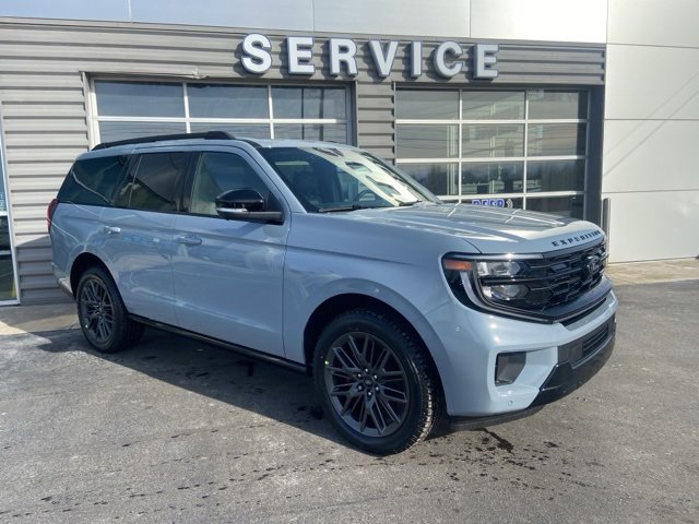 New 2025 Ford Expedition Platinum w/ Stealth Performance Package image 4