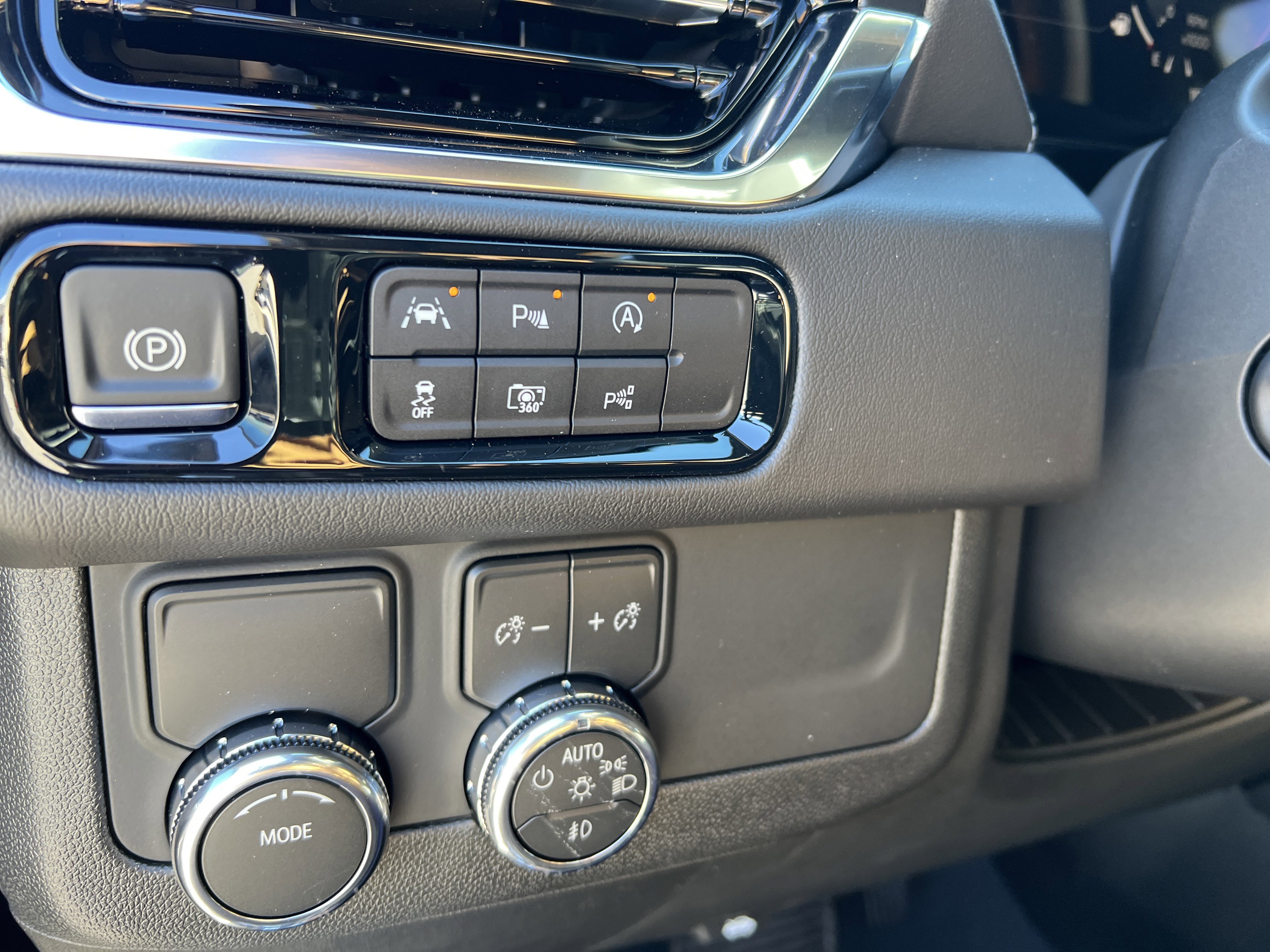 New 2026 GMC Yukon Denali image 37