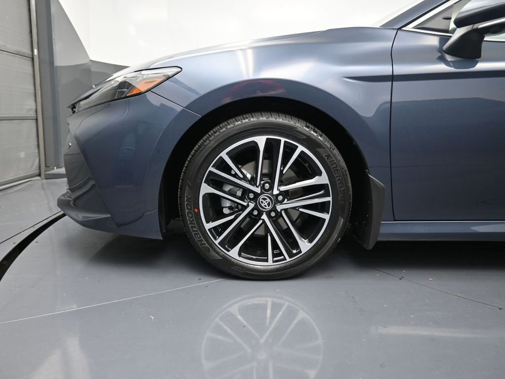 Used 2026 Toyota Camry XLE w/ Premium Plus Package image 6