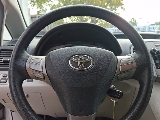 Used 2010 Toyota Venza AWD image 18