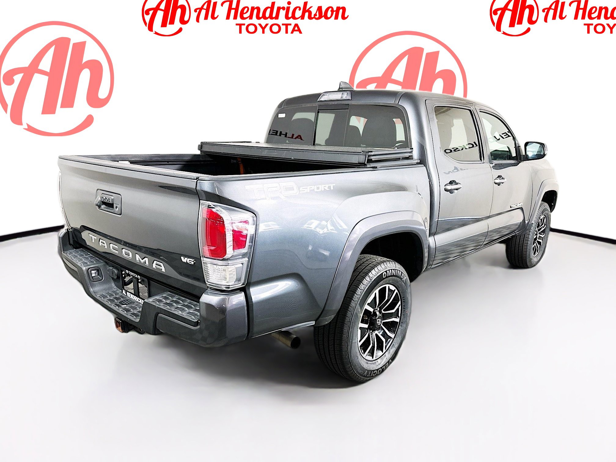 Used 2020 Toyota Tacoma TRD Sport image 3