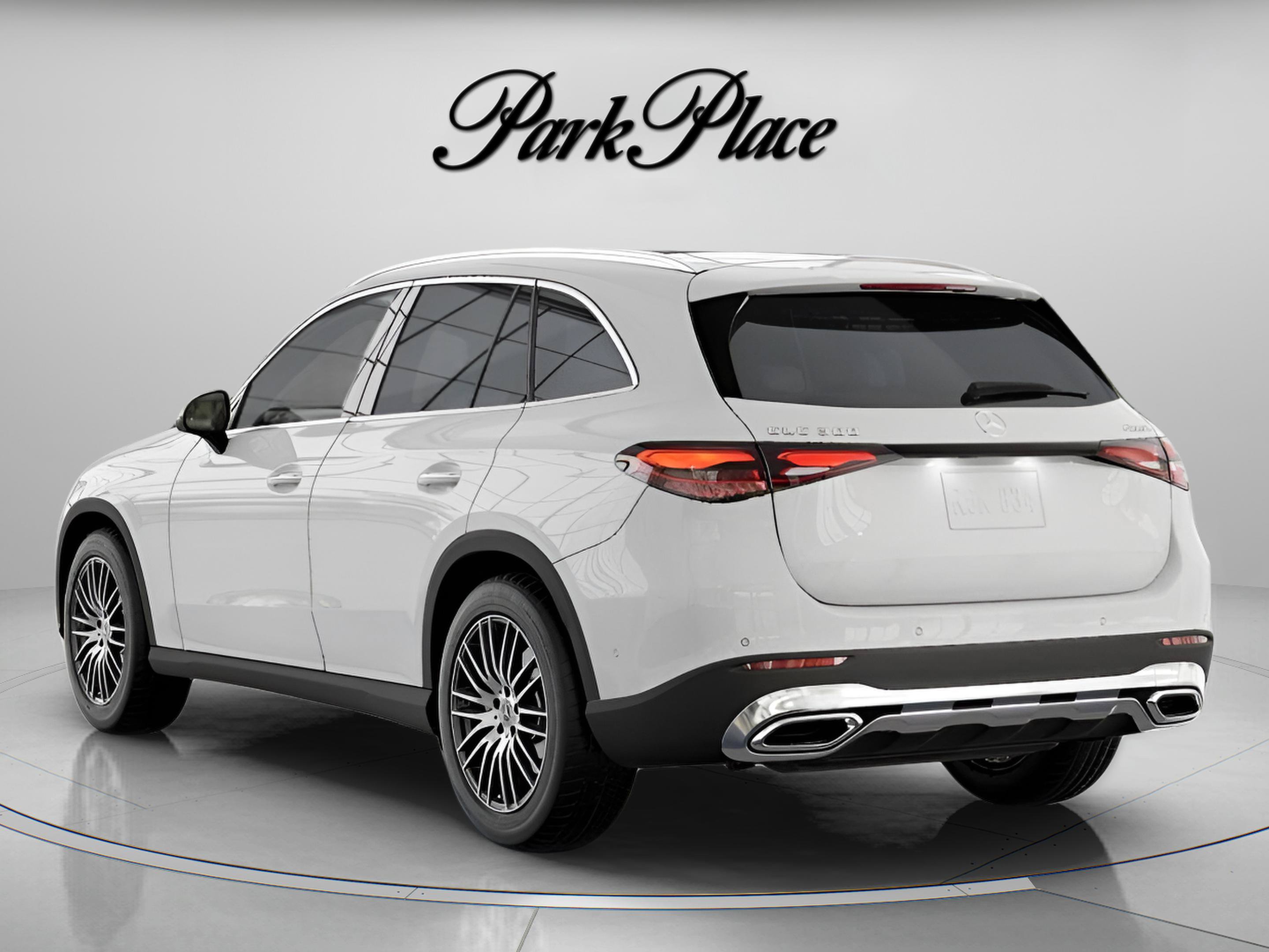 Used 2026 Mercedes-Benz GLC 300 image 14
