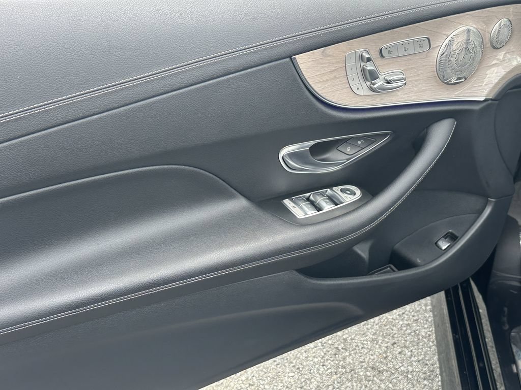 Used 2023 Mercedes-Benz E 450 4MATIC Cabriolet image 11