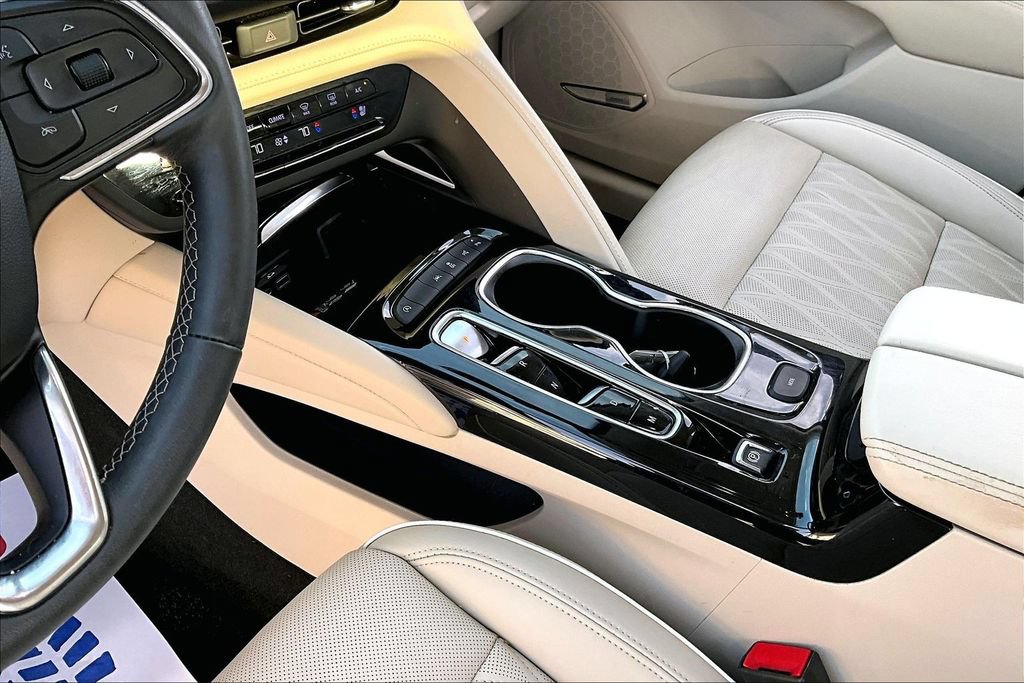 Used 2023 Buick Envision Avenir FWD image 14
