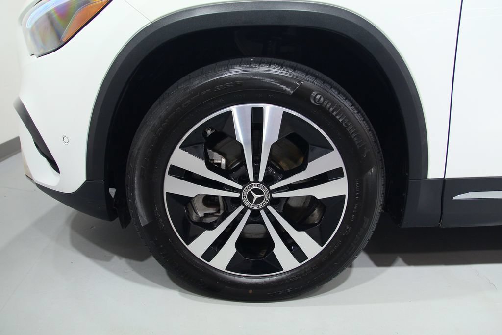 Certified 2024 Mercedes-Benz GLA 250 4MATIC image 18