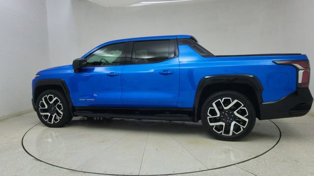 Used 2025 Chevrolet Silverado EV RST image 69