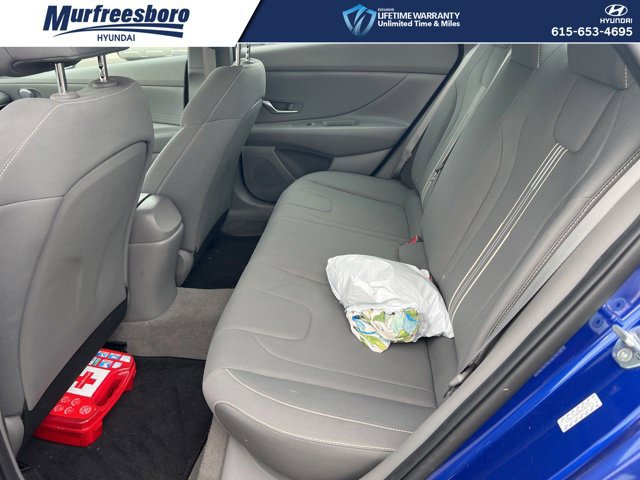 Used 2022 Hyundai Elantra SEL FWD image 10