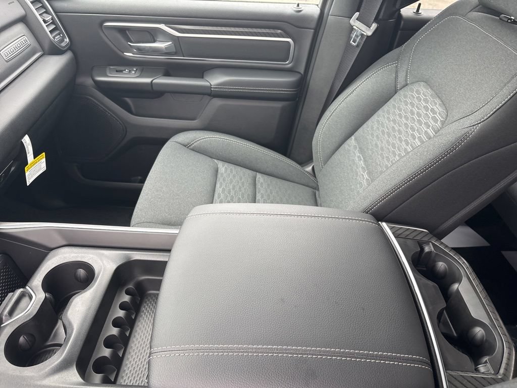 New 2026 RAM 1500 Big Horn AWD/4WD image 34