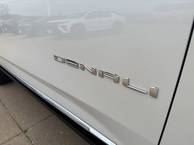 Used 2022 GMC Yukon XL Denali image 62