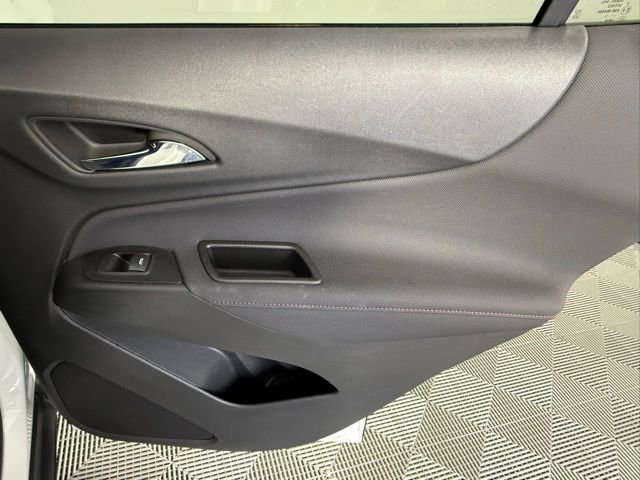 Used 2022 Chevrolet Equinox RS image 42