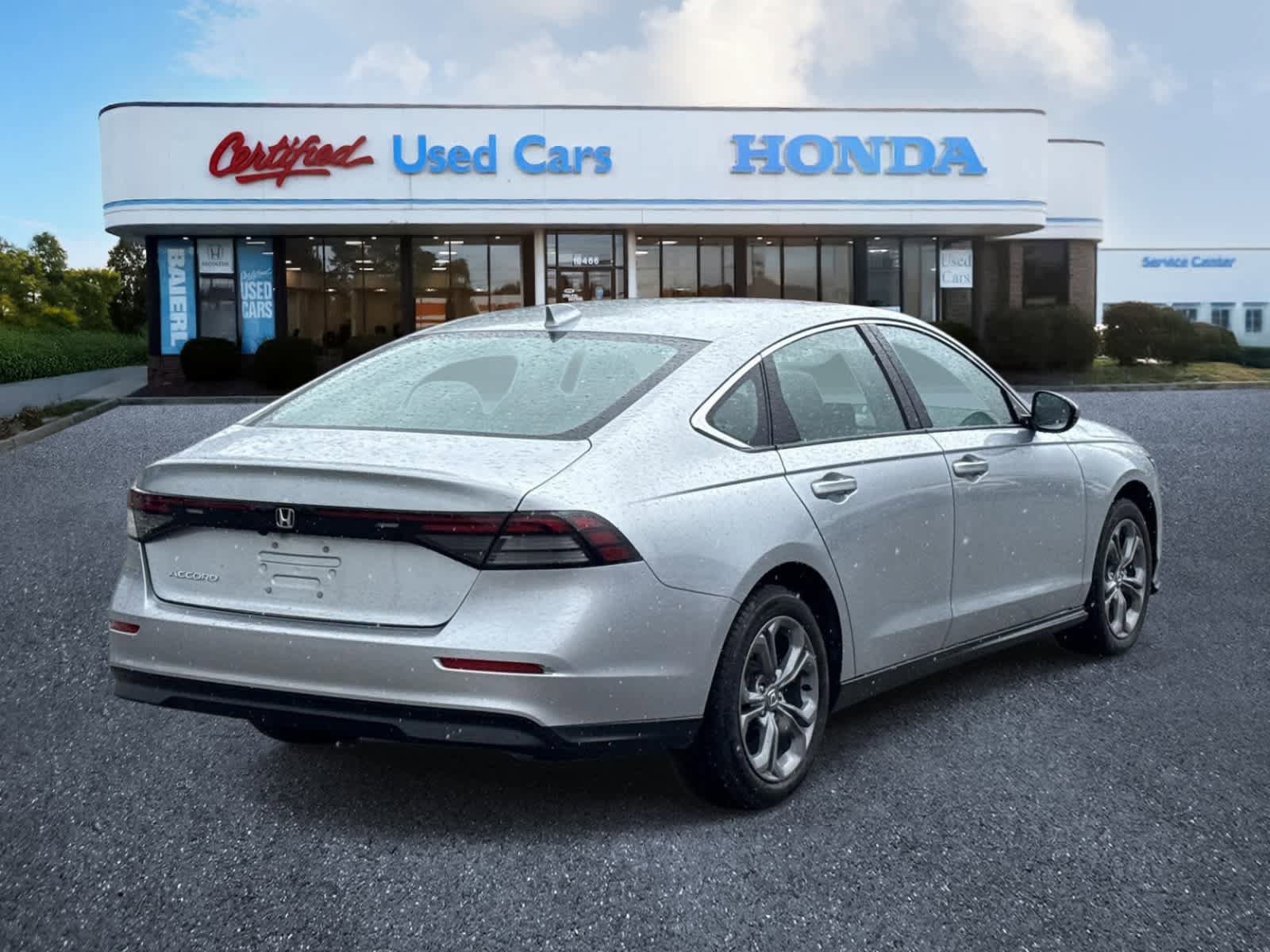 Used 2024 Honda Accord EX image 5