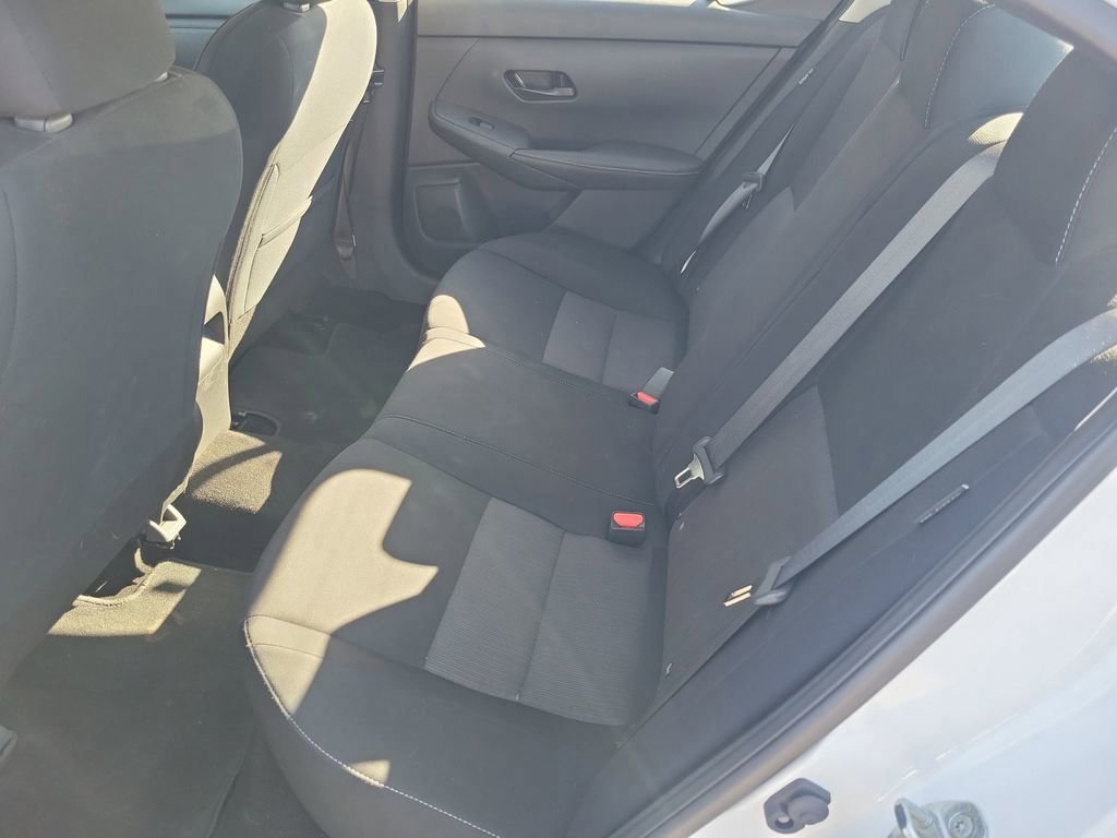 Used 2024 Nissan Sentra SV image 9
