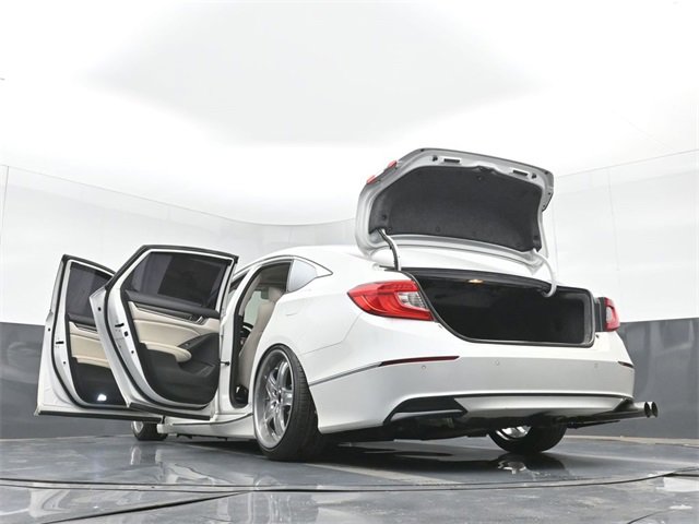 Used 2020 Honda Accord Touring image 54