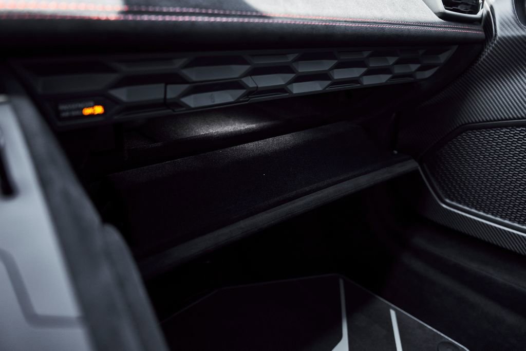 Used 2024 Lamborghini Huracan STO RWD image 76