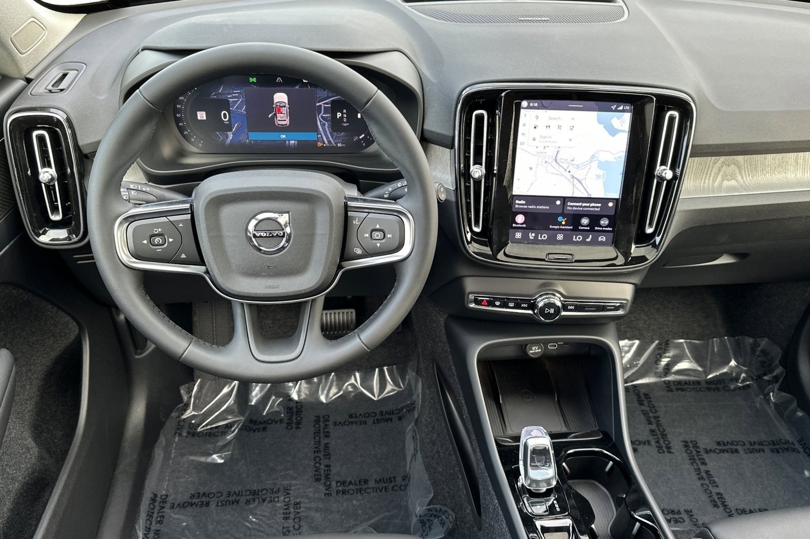 New 2026 Volvo XC40 B5 Plus w/ Climate Package image 16