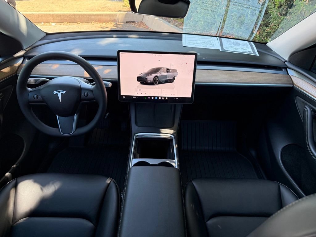 Used 2022 Tesla Model Y Long Range AWD/4WD image 11