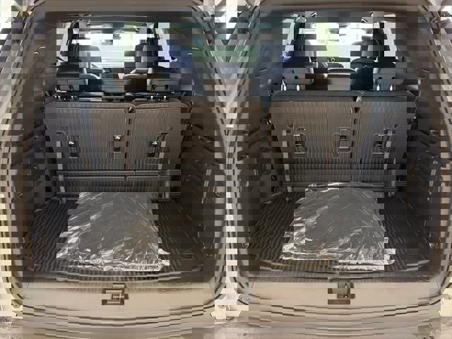 New 2026 Chevrolet Traverse LT w/ Midnight/Sport Edition image 14