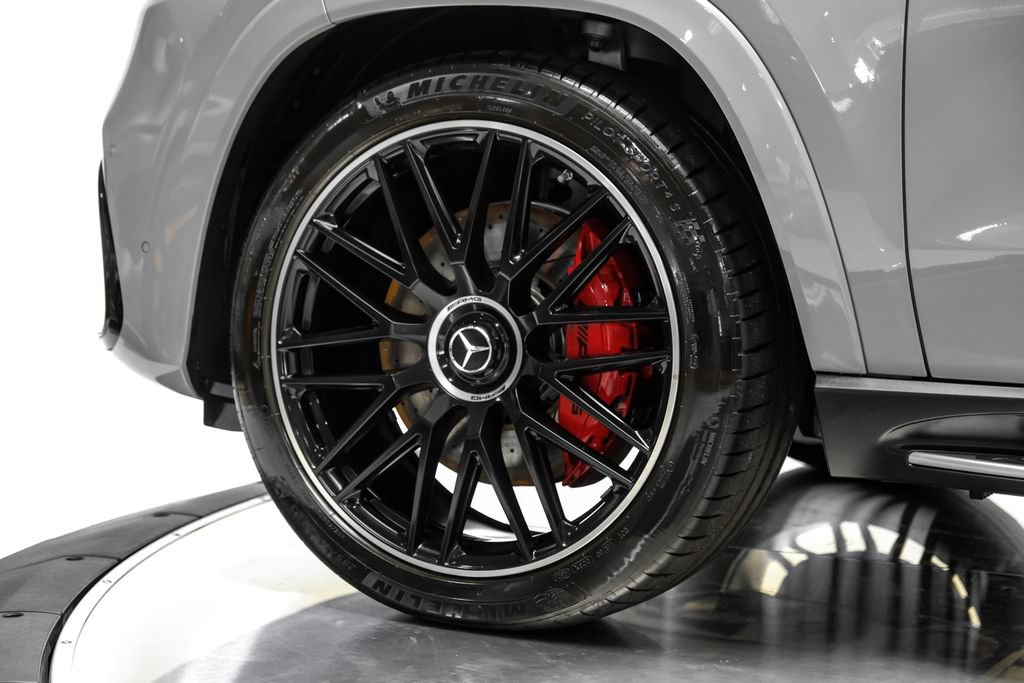 Used 2025 Mercedes-Benz GLS 63 AMG 4MATIC image 70