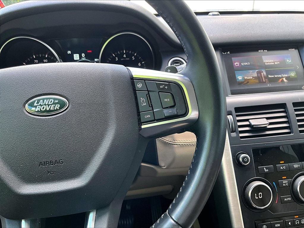 Used 2019 Land Rover Discovery Sport HSE AWD/4WD image 24