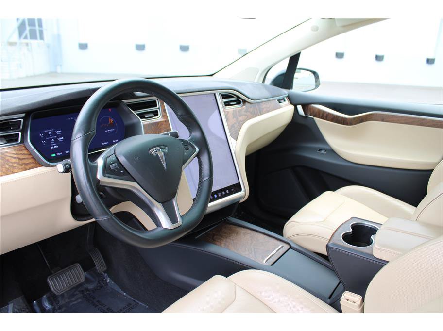 Used 2016 Tesla Model X 75D AWD/4WD image 9