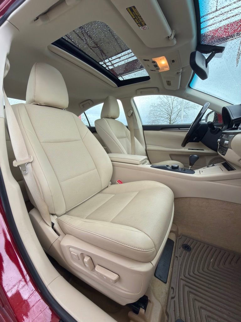 Used 2015 Lexus ES 350 350 w/ Premium Package image 24