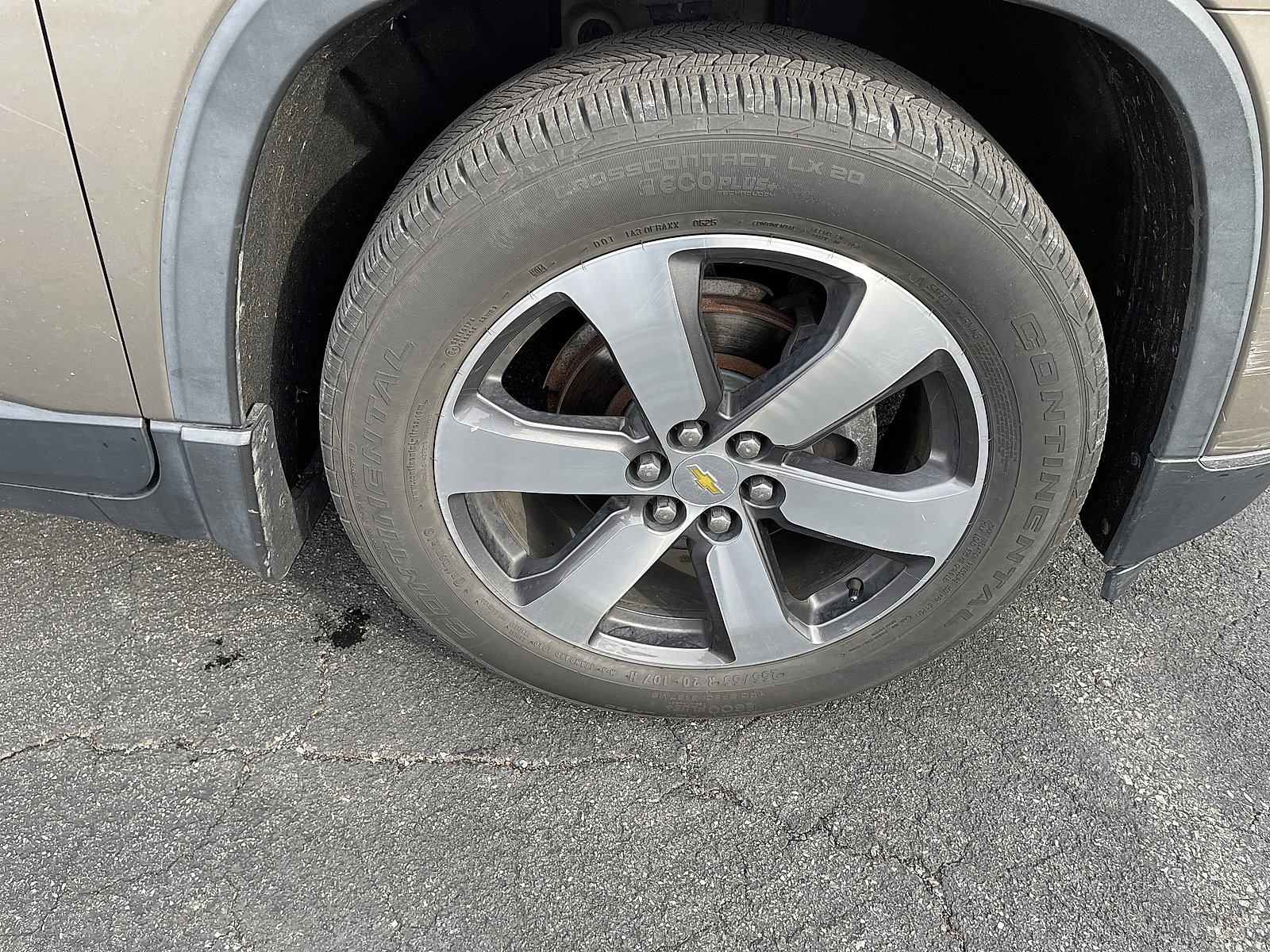 Used 2020 Chevrolet Traverse LT w/ LT Premium Package image 17