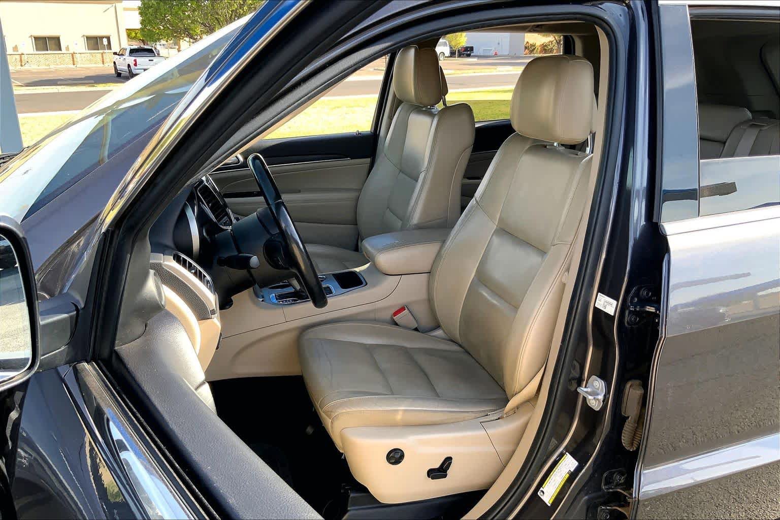 Used 2020 Jeep Grand Cherokee Limited w/ Premium Lighting Group RWD image 7